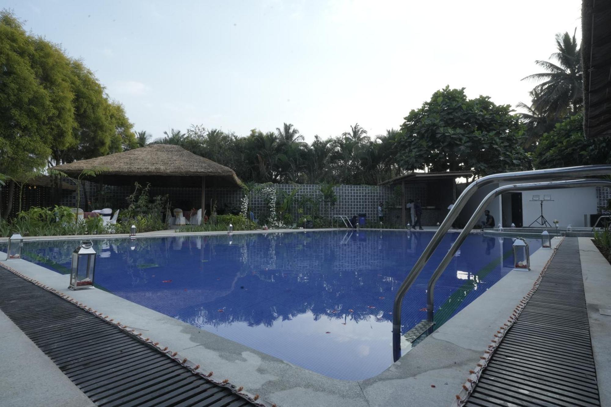 Vanya Settahalasur Luaran gambar